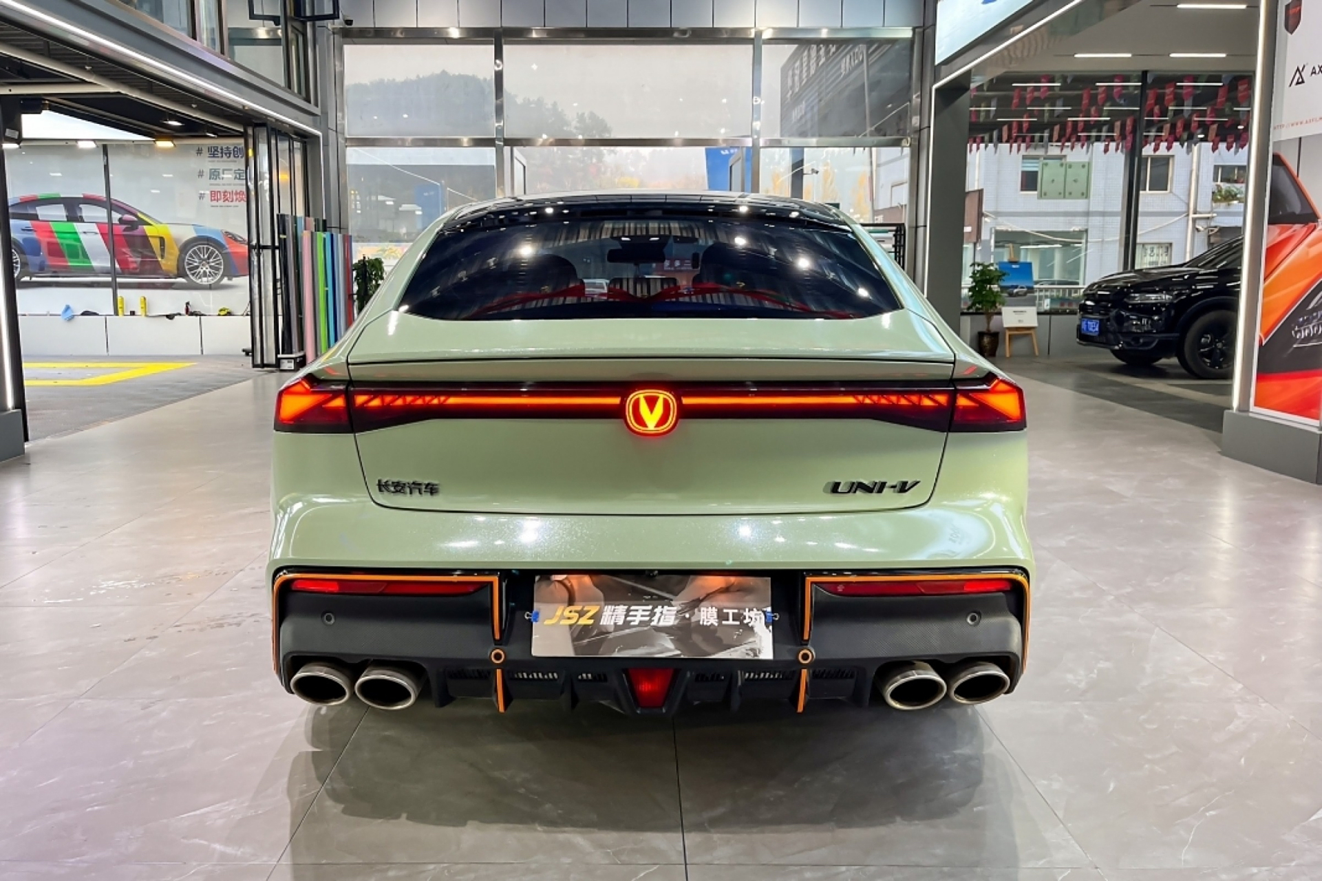 长安univ改珠光卡其绿,这也太好看了吧 莫兰迪低饱和度绿色系,平和