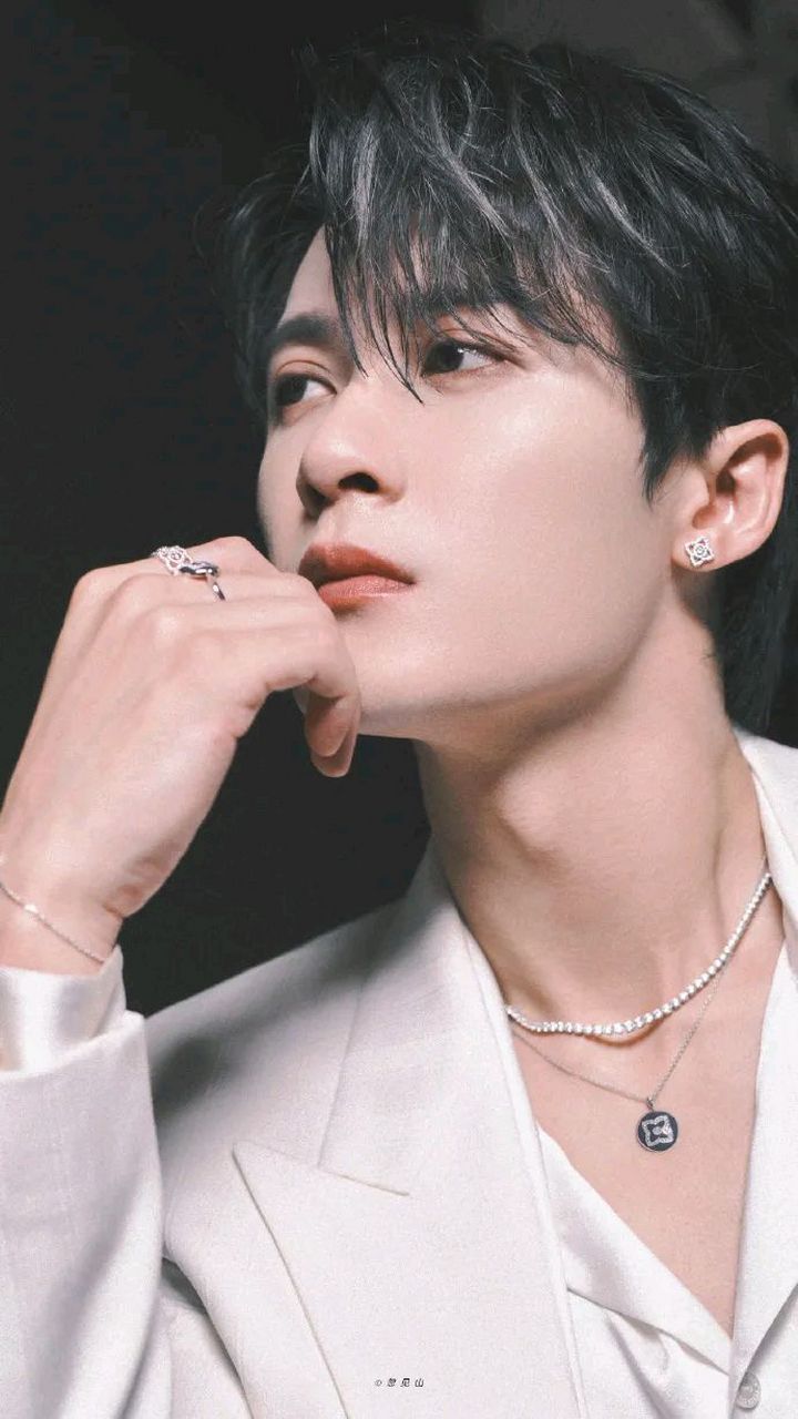 檀健次天生贵气,怪不得演过很多次