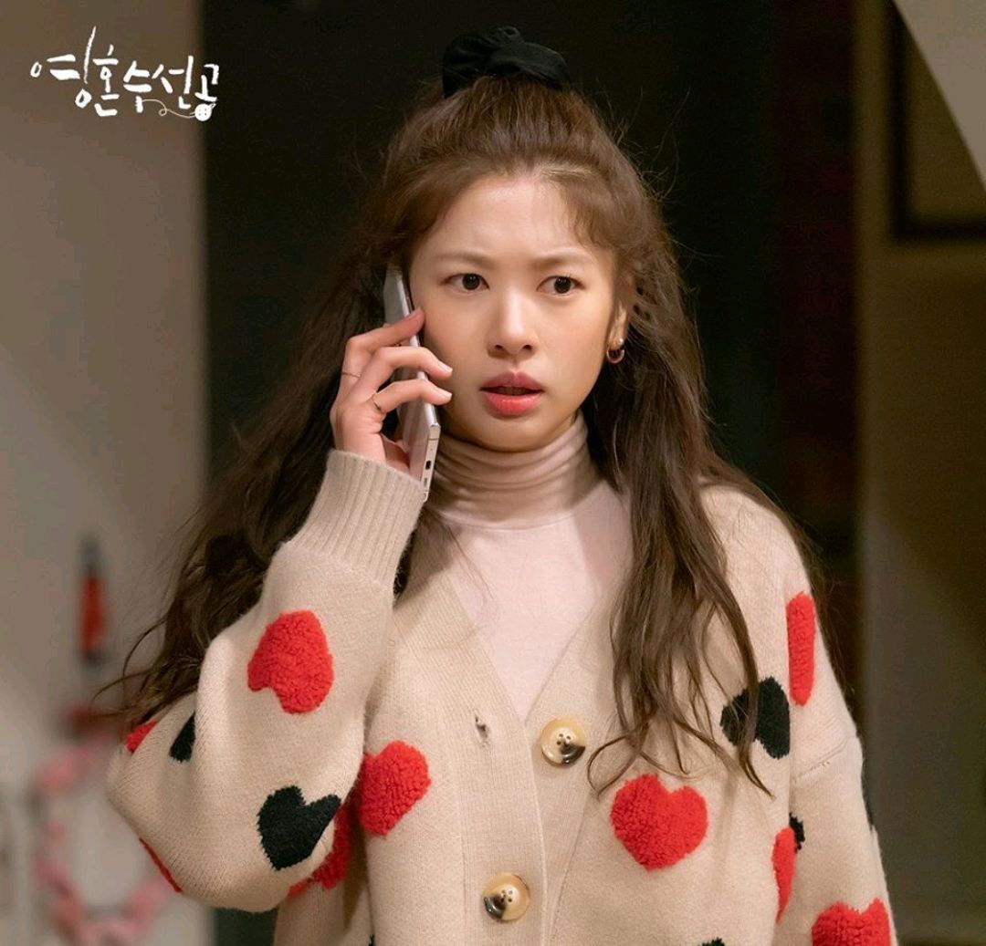 郑素敏in《灵魂维修工》,小姐姐剧中的发型和穿搭也太美了吧!