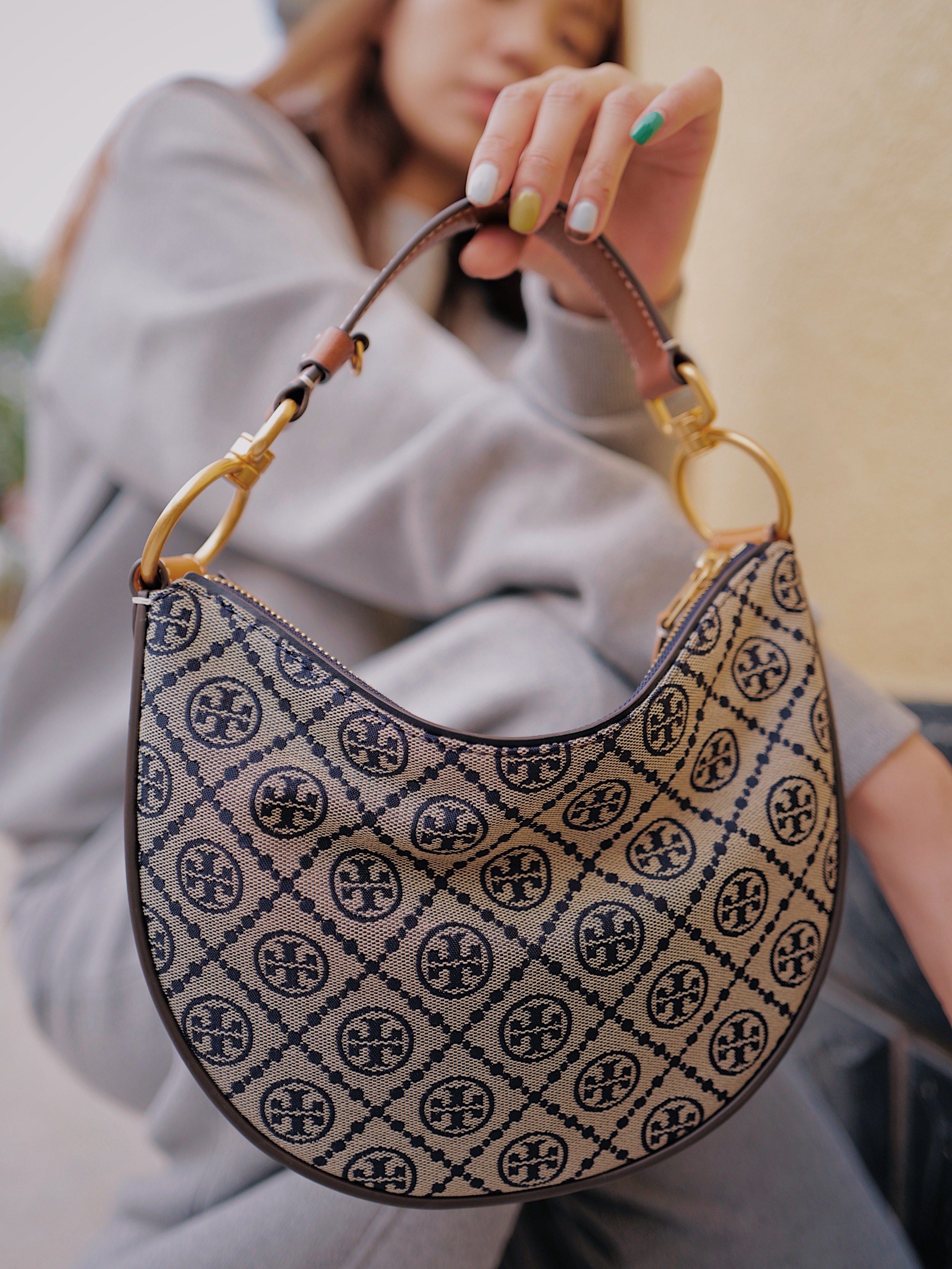 做一天tory burch幸运女孩