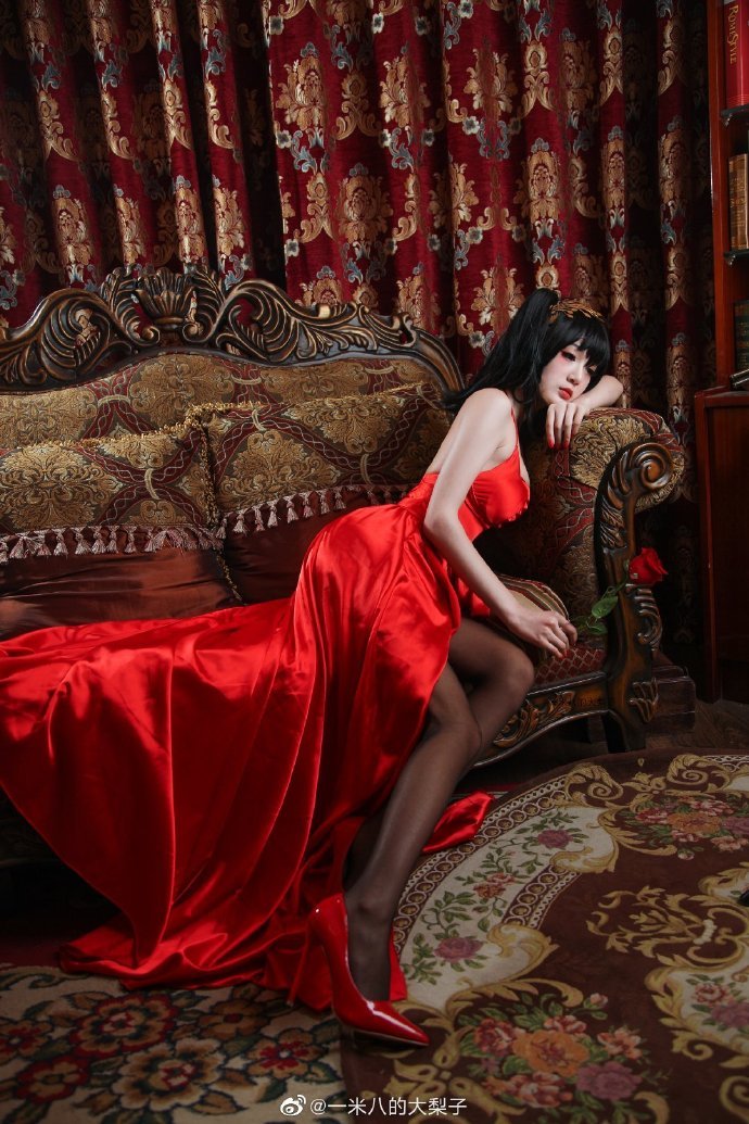 一米八的大梨子24fa图片，完美大凤婚纱欣赏！