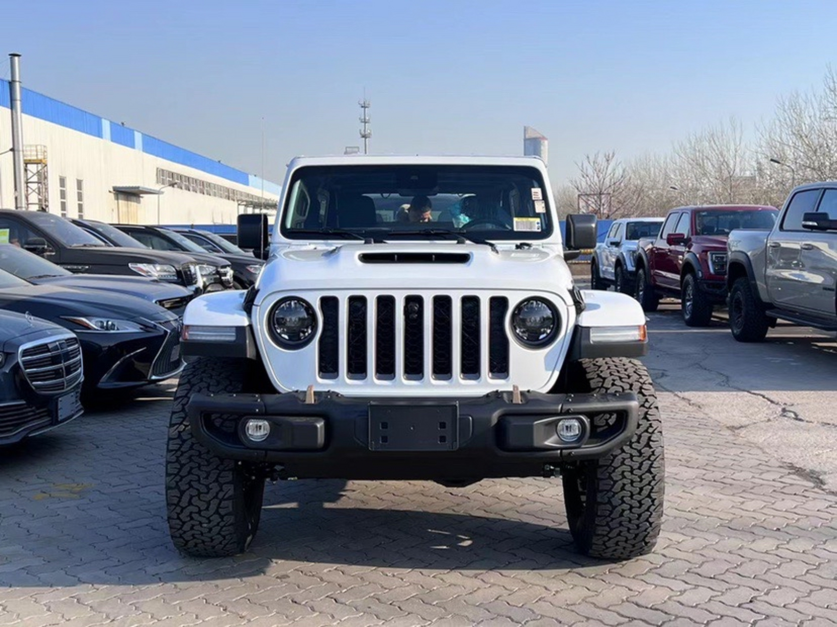 平行进口吉普牧马人6.4汽油392