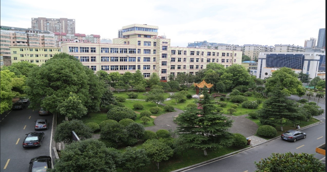 郴州工业交通学校图片