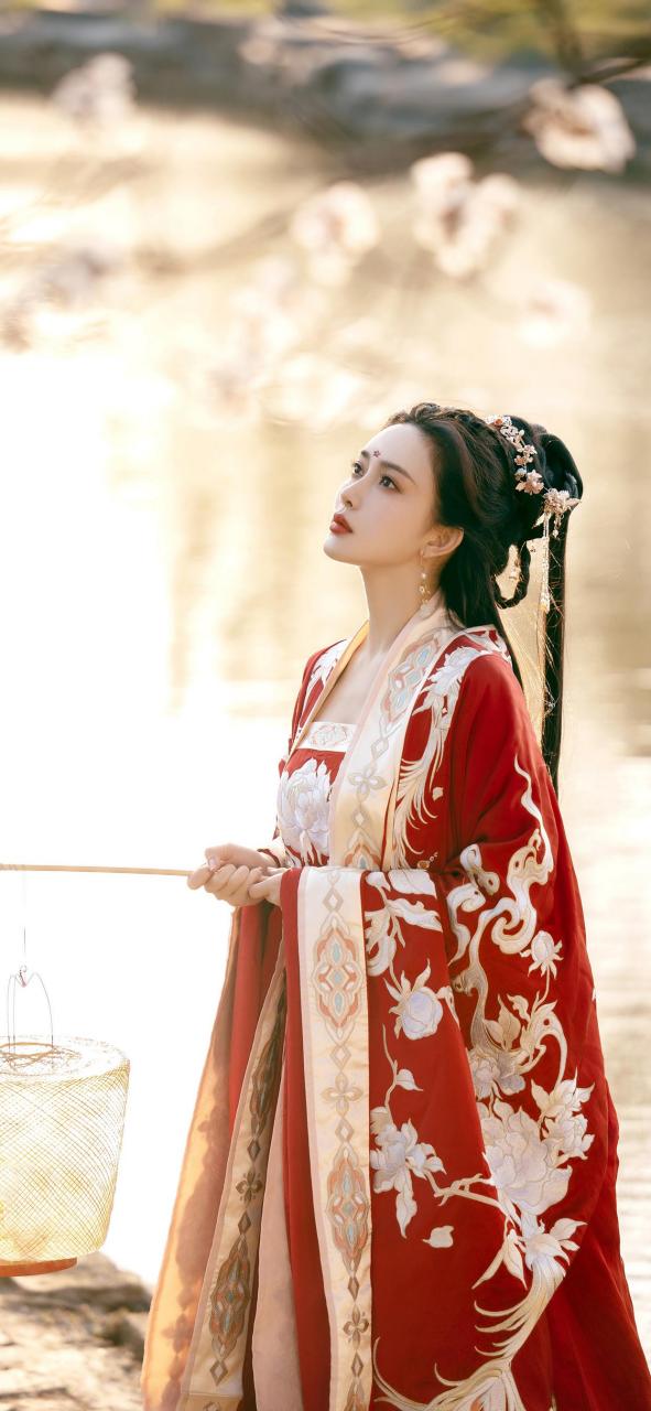 天香国色,一貌倾城!#古风壁纸# #美女# #明星