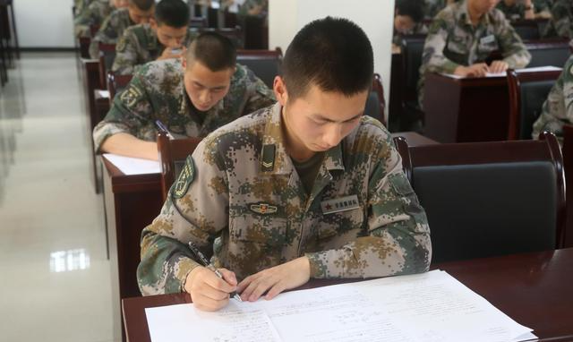 在部队考军校需要做好哪几个准备?这三方面肯定少不了