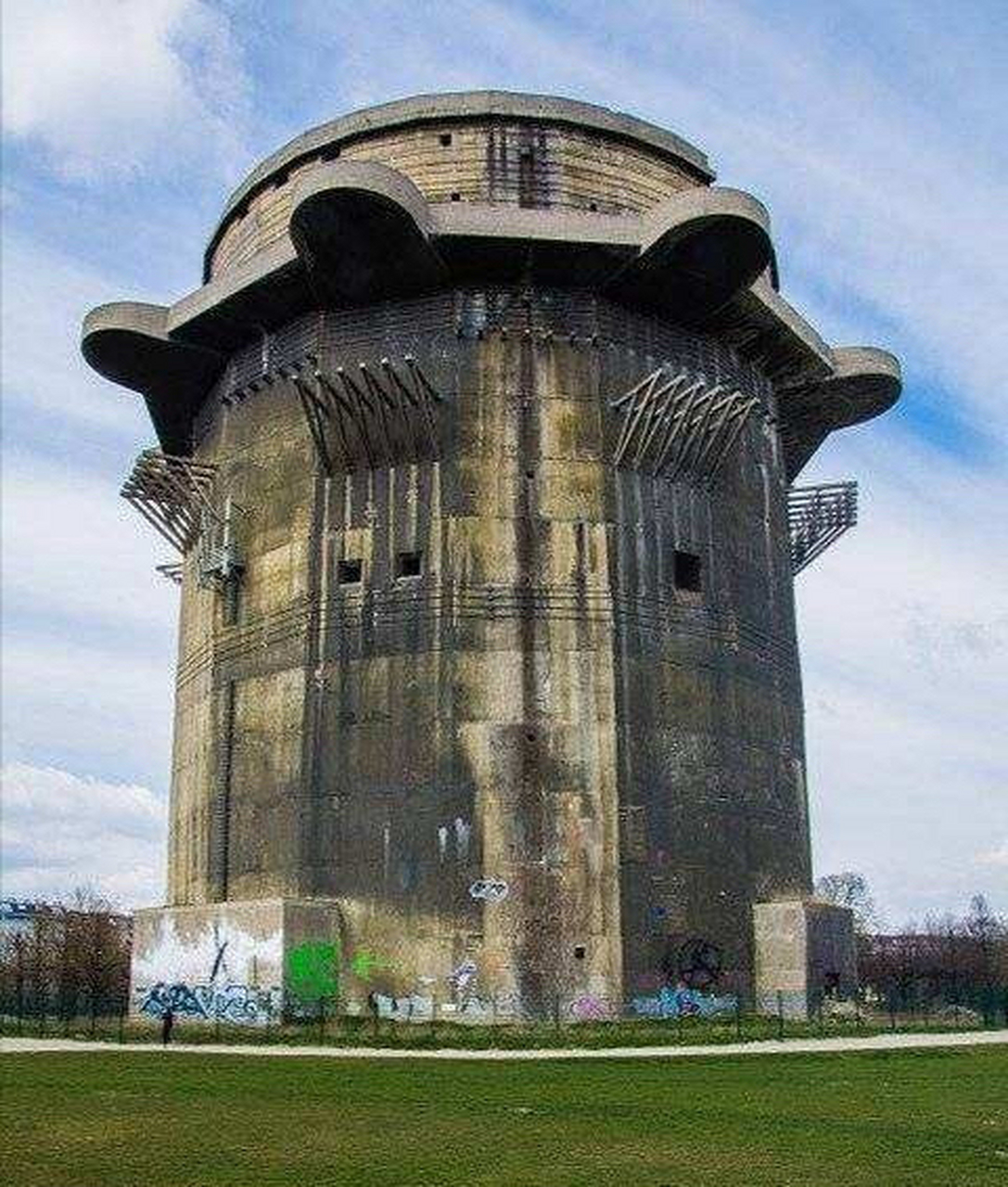 柏林防空塔设计图图片