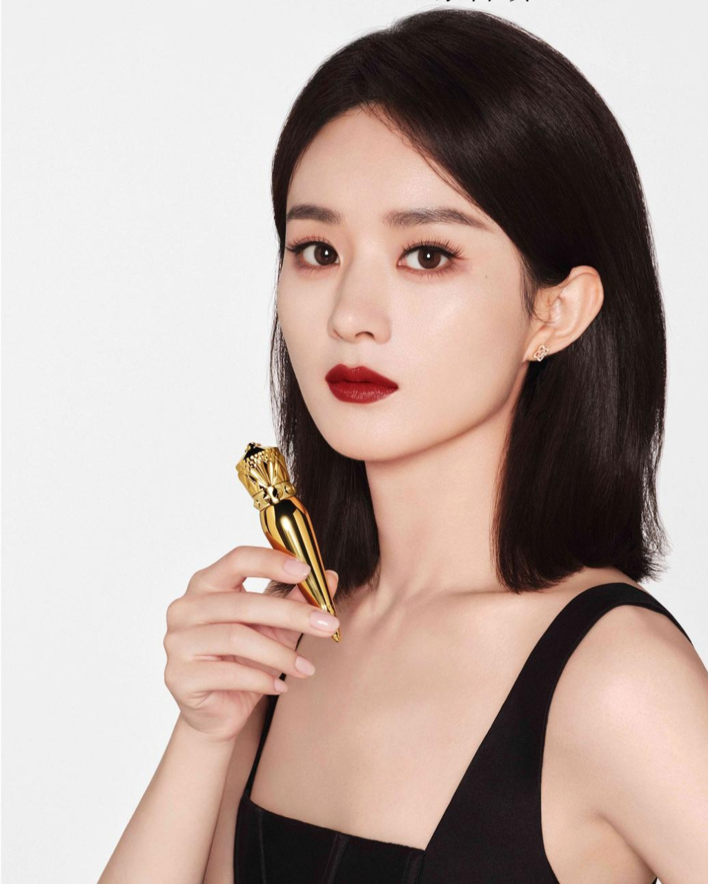 赵丽颖妆容太浓了不好看还是淡妆好看