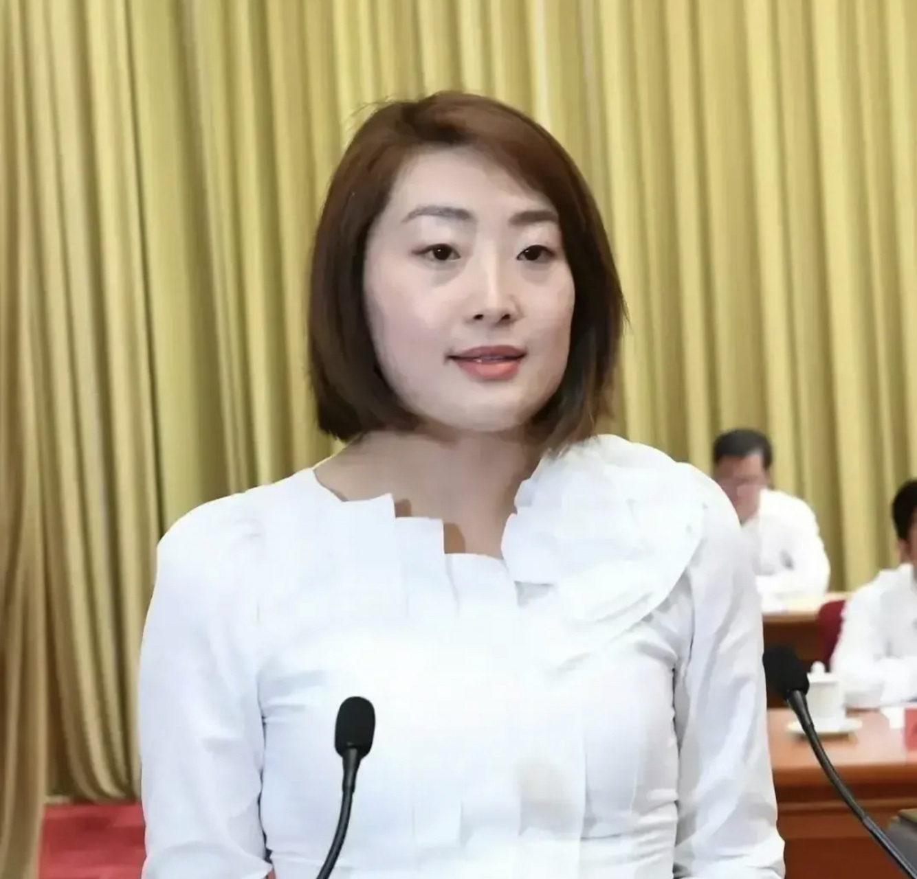 8月19日,娃哈哈董事长的女儿宗馥莉突然登上了热搜,这次和王力宏没有