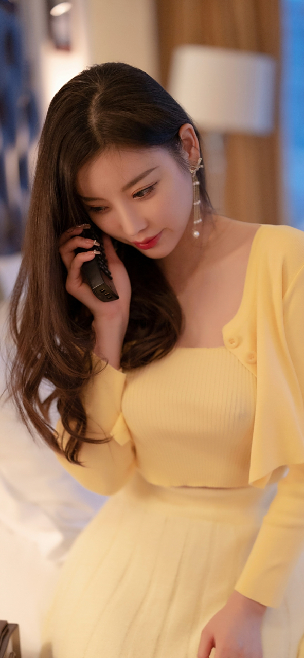 女神杨橙橙壁纸九宫格