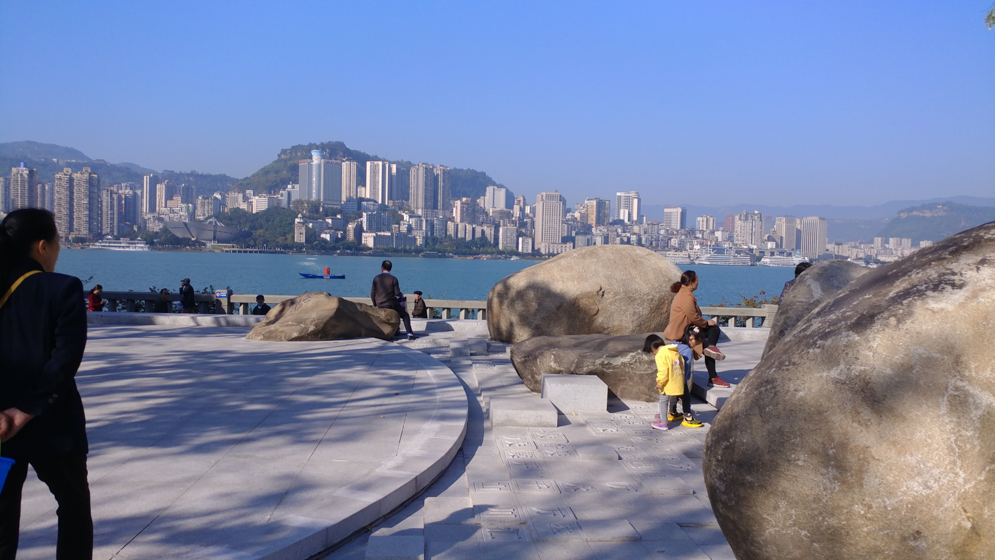 11月12日上午南滨公园看平湖万州