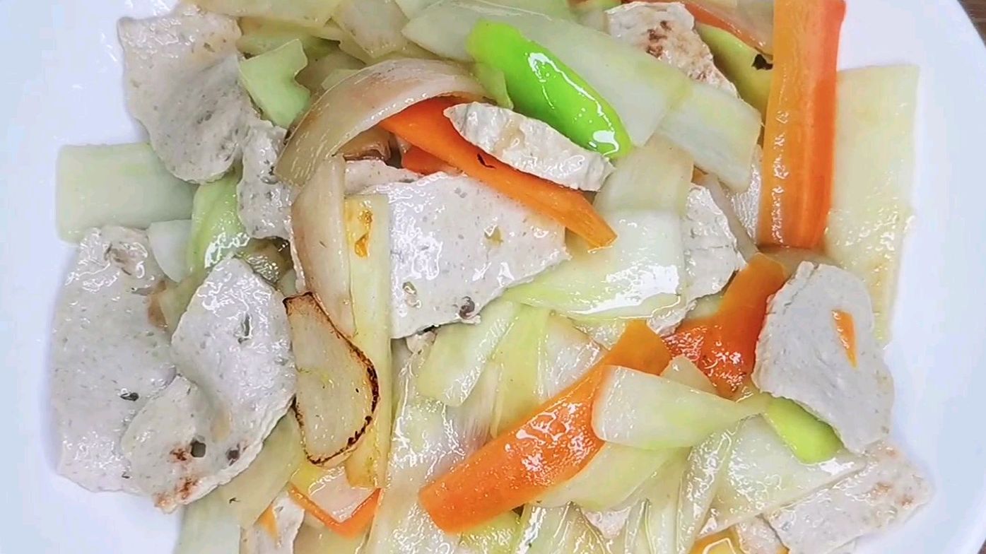 芥兰菜心炒鱼板,简单方便,一日三餐不二之选