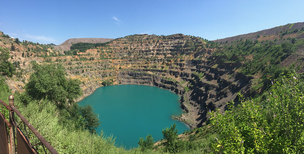 被誉为镶在大地上的"绿宝石",曾盛产钻石