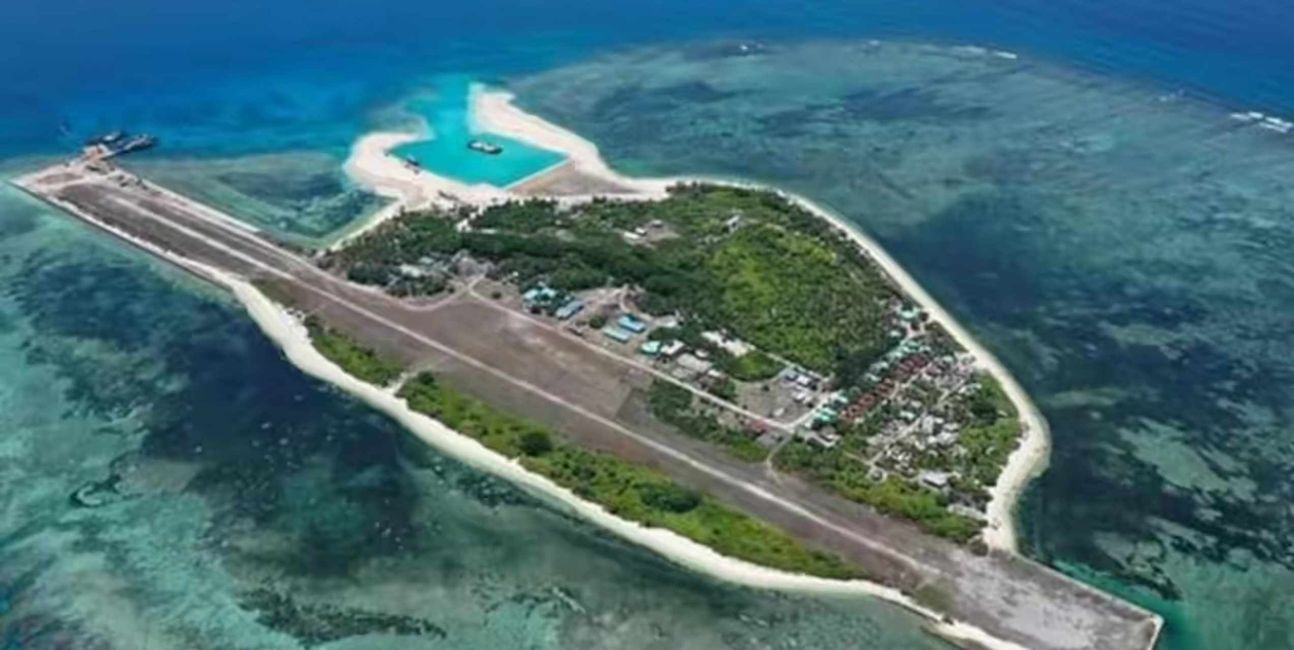 海警1号令刚生效,中国就在南海采取行动,菲方称中业岛已被封锁!