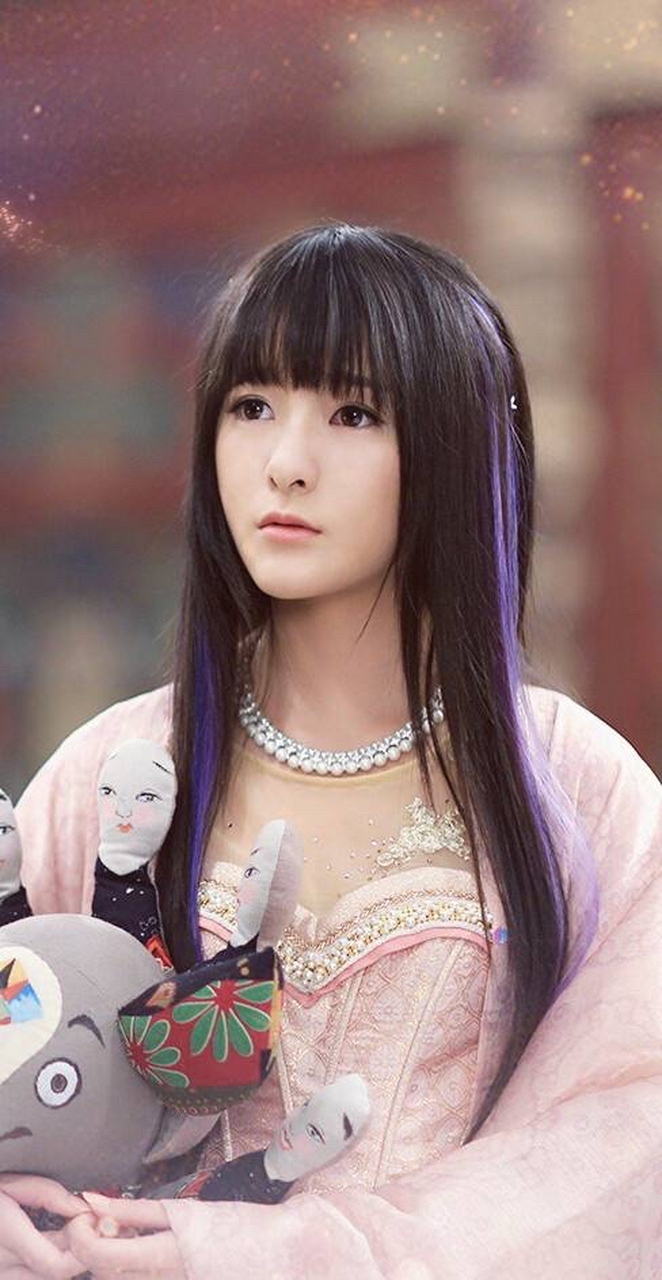 徐娇之星轨,古装玄幻剧《幻城》里的寻梦国公主,出生便有千年灵力