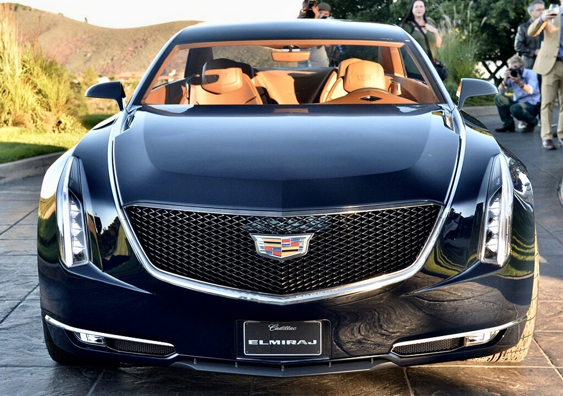 这是一款名叫elmiraj的凯迪拉克轿跑,这颜值比现在的bba如何?