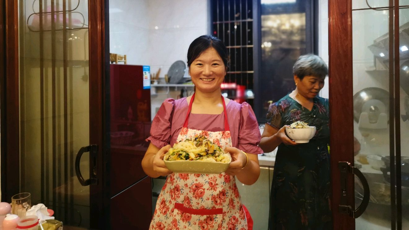 福建莆田特色美食,兴化炒米粉家常做法,走南闯北忘不了这个味道