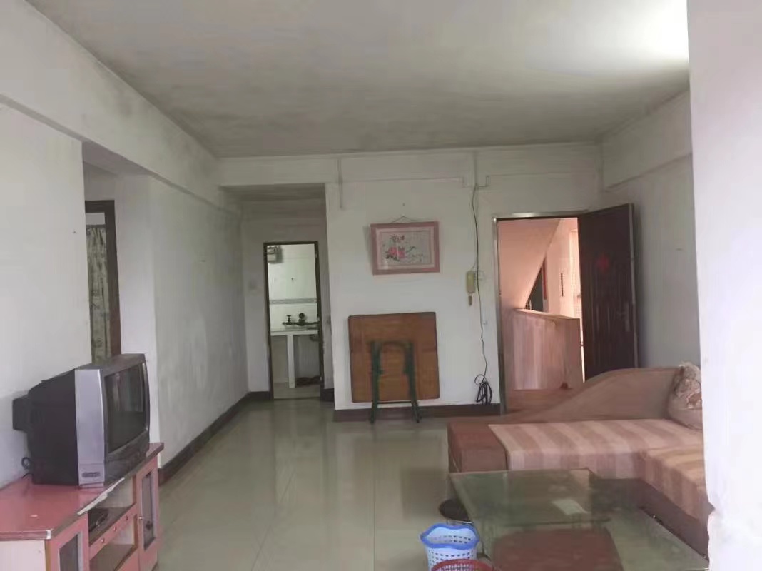 可备案就读御景小学天河岑村公安宿舍两房