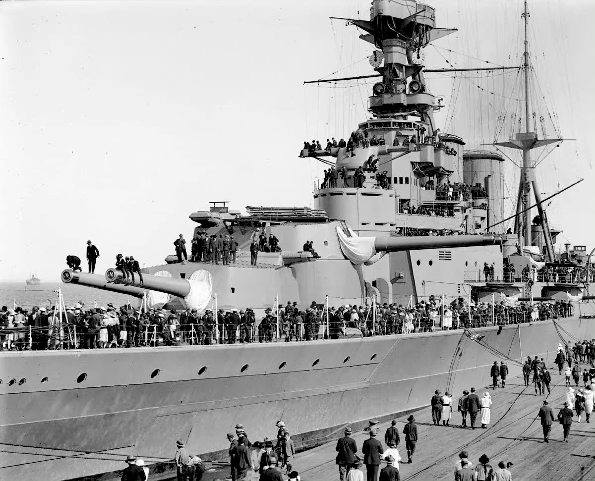 舰船欣赏:英国 胡德号战列巡洋舰