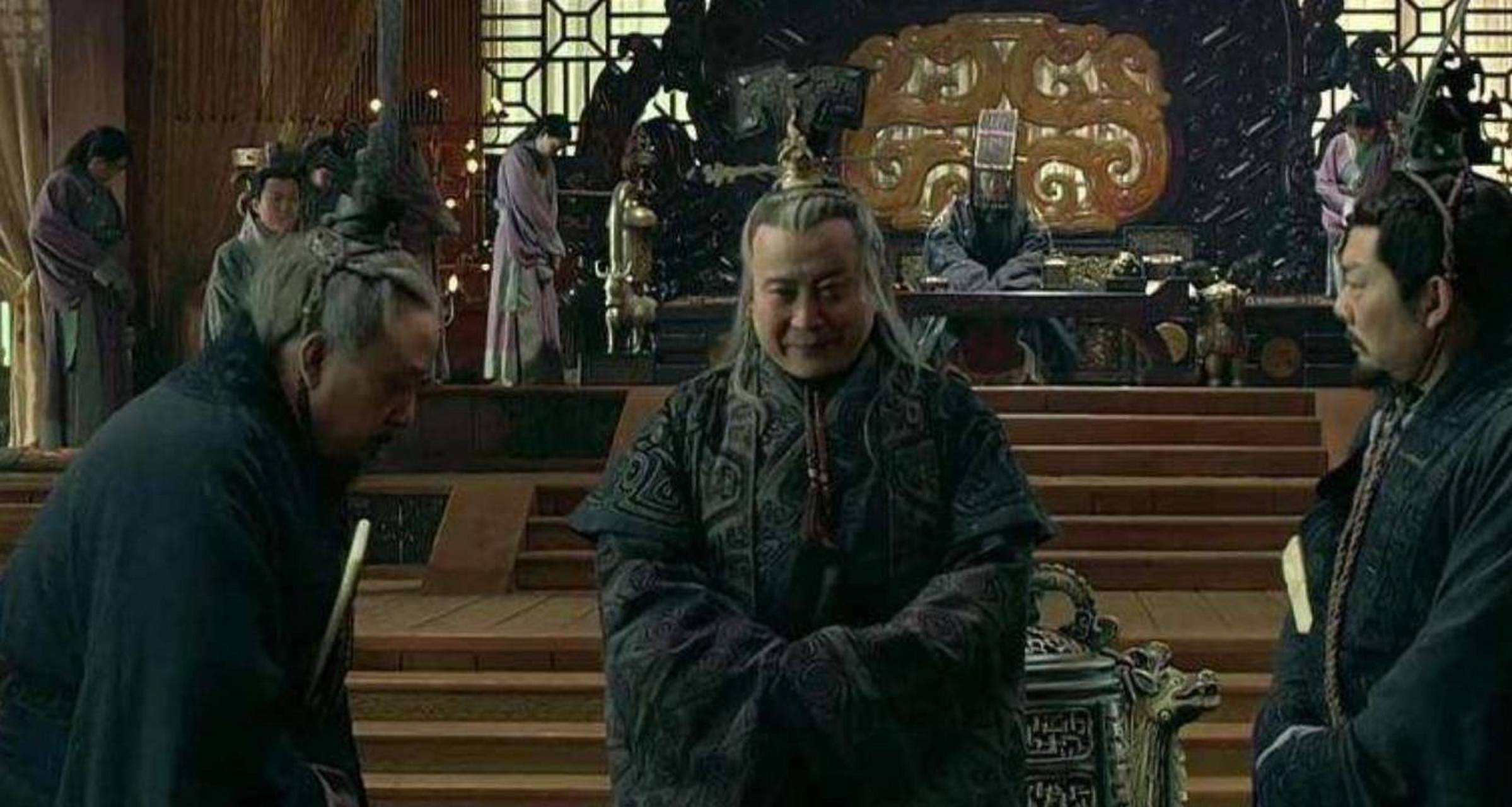 指鹿为马的故事～  秦朝二世皇帝时,丞相赵高把持朝政, 不但独揽大