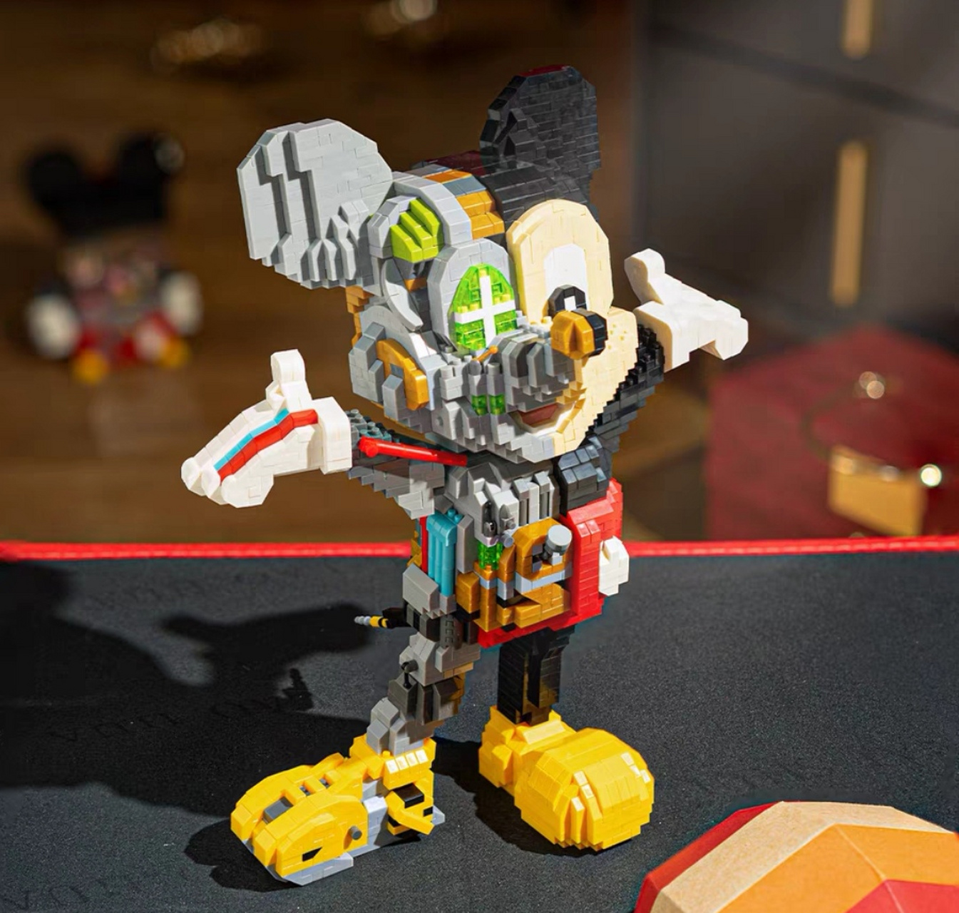 潮玩系列机械鼠米奇小颗粒积木成年拼图送男女孩益智玩具生日礼物!