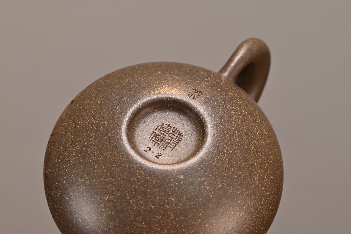 宜兴紫砂壶范伟杰全手工潘壶原矿蟹壳青230cc