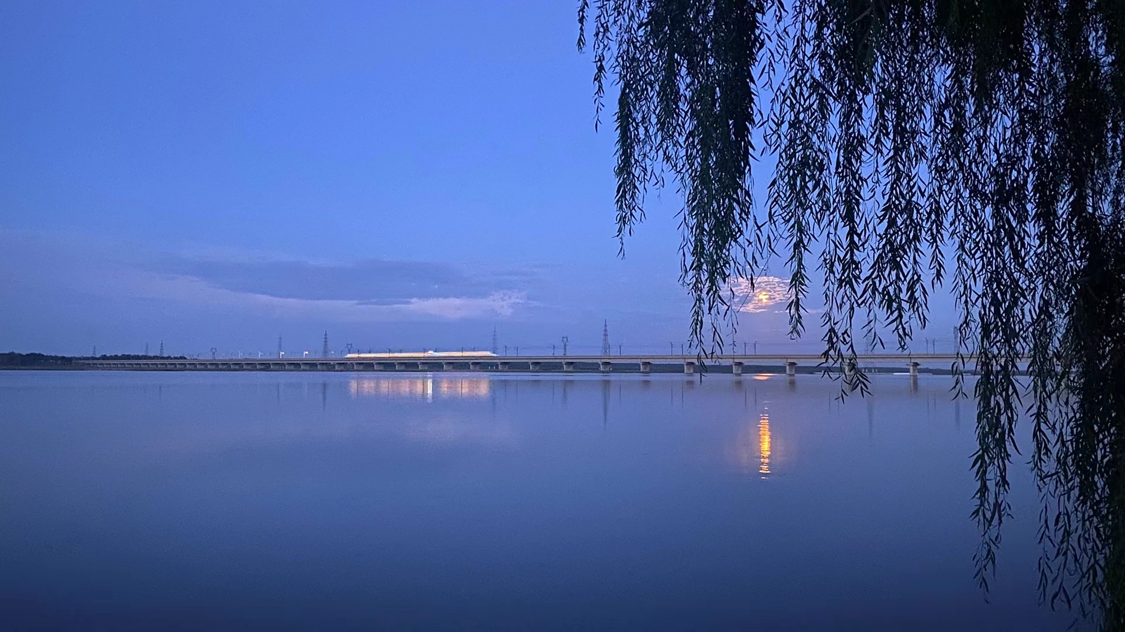 贯彻二十大辽宁在行动# #美好辽宁欢迎您# 大凌河夜景