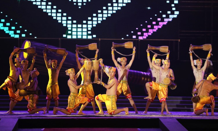 象脚鼓舞是哪个民族的