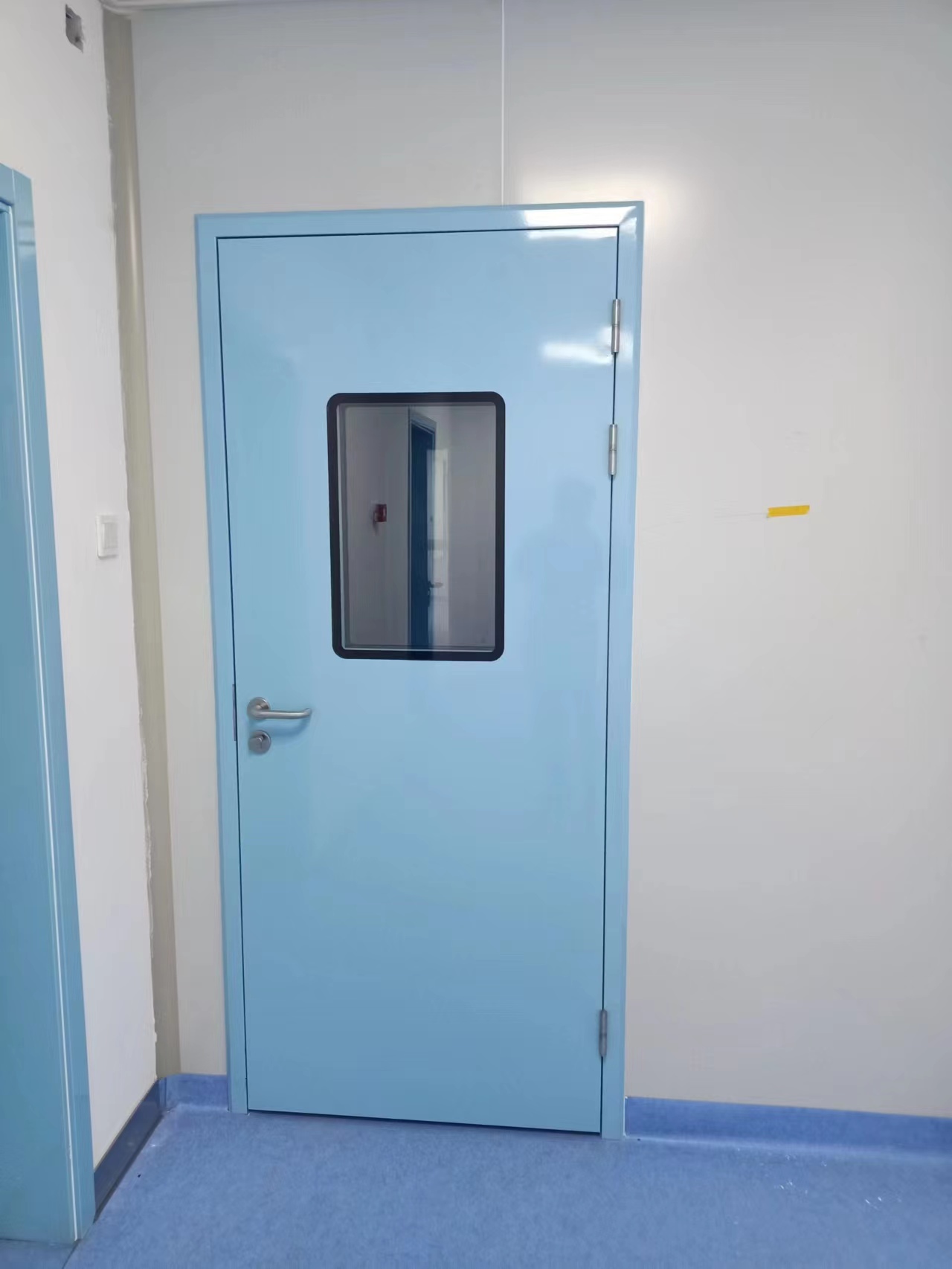 医院专用门的新趋势与发展
