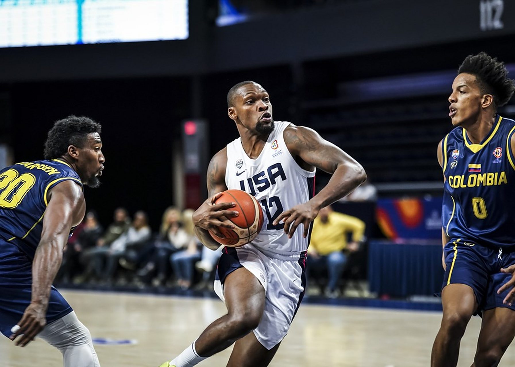 山东高速男篮新签的小外援迈克尔-弗雷泽,是一名海外联赛经验丰富的