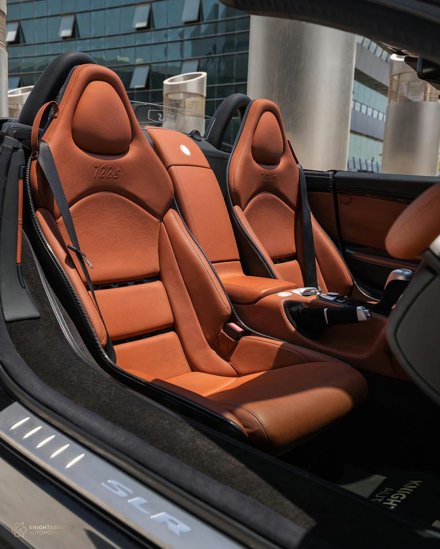 解读1180万元的奔驰slr722s,只有150辆,搭载5.4l,v8引擎