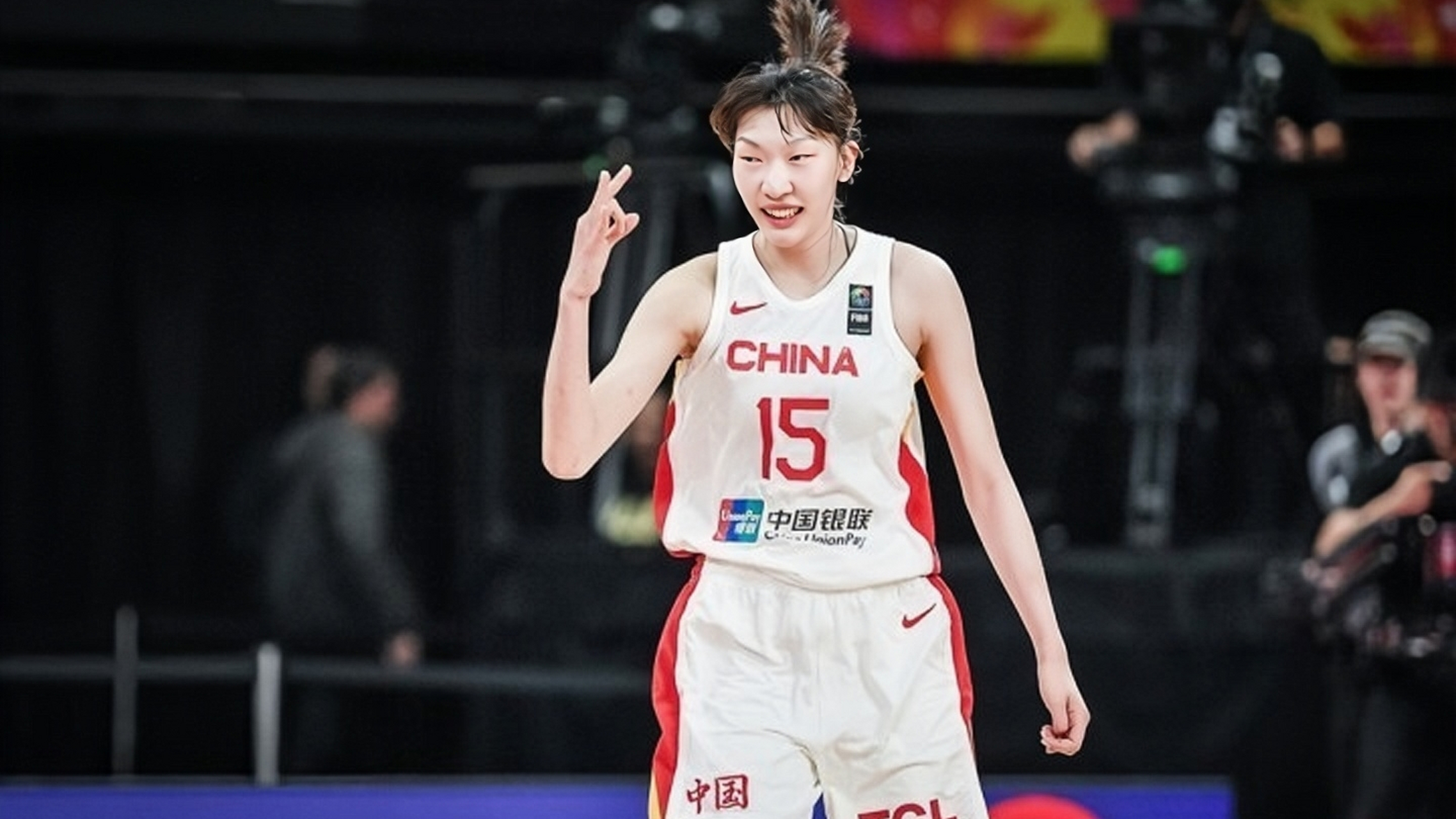 中国女篮队员韩旭体重图片