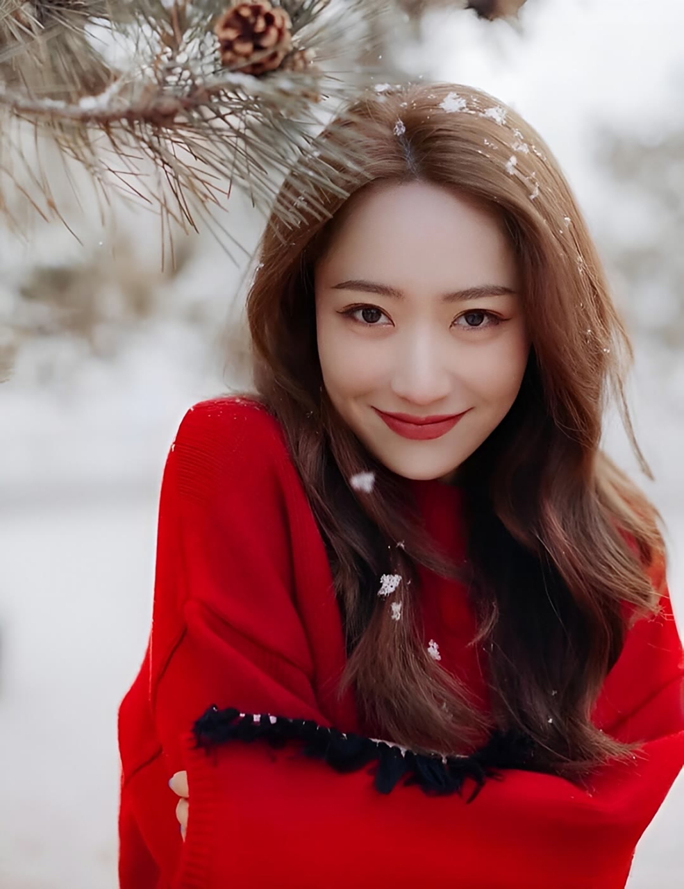 白冰# #时尚穿搭# #明星# 没看过画皮之真爱无悔,但感谢阿b给我推了