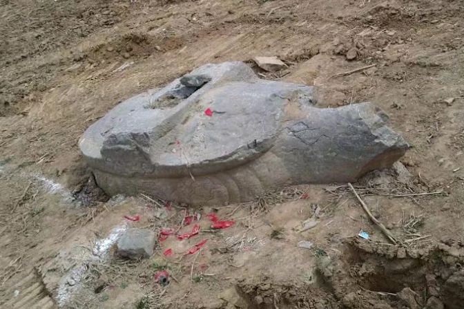 全国重点文保萧大亨墓石刻