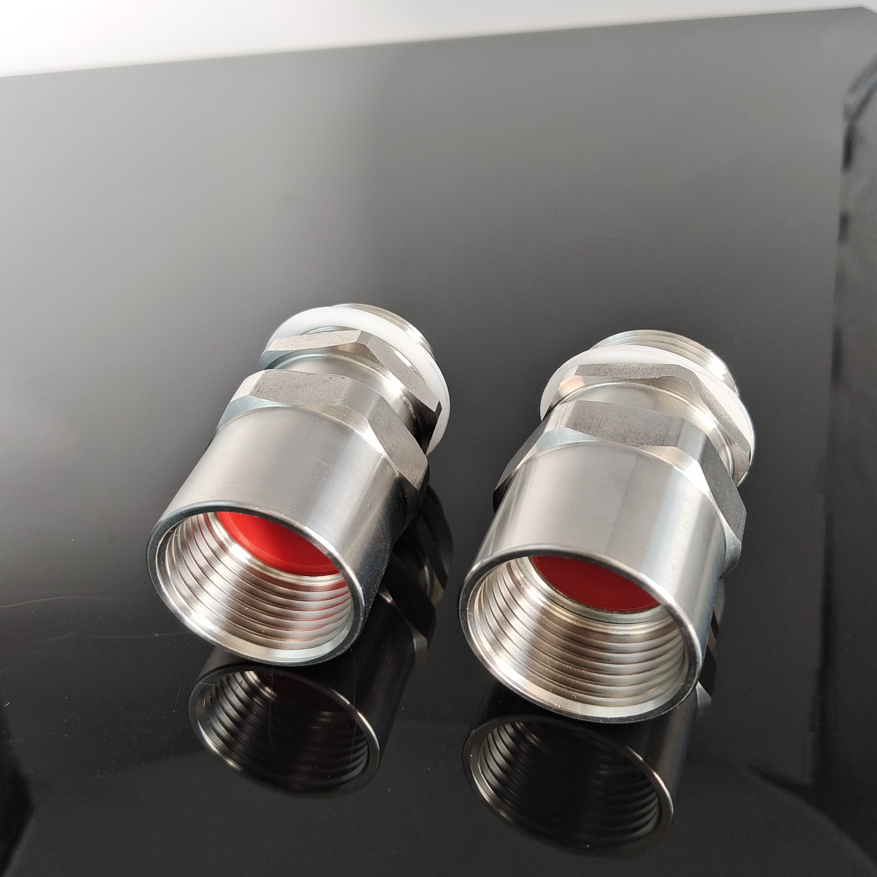 bdm防爆电缆夹紧密封接头