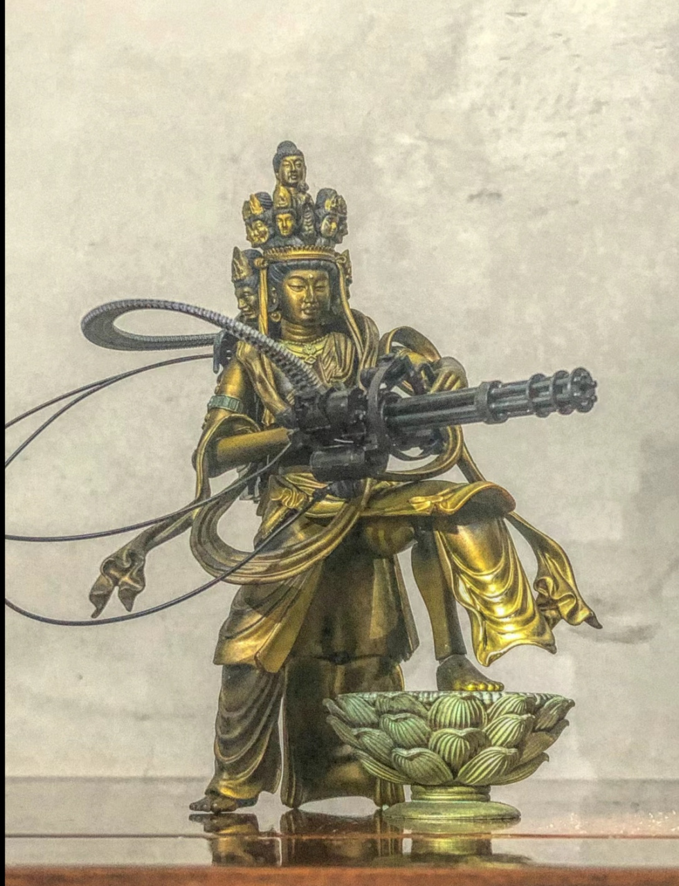 大慈大悲南无加特林菩萨,跪下忏悔吧!#搞笑# #趣图搞笑# #幽默