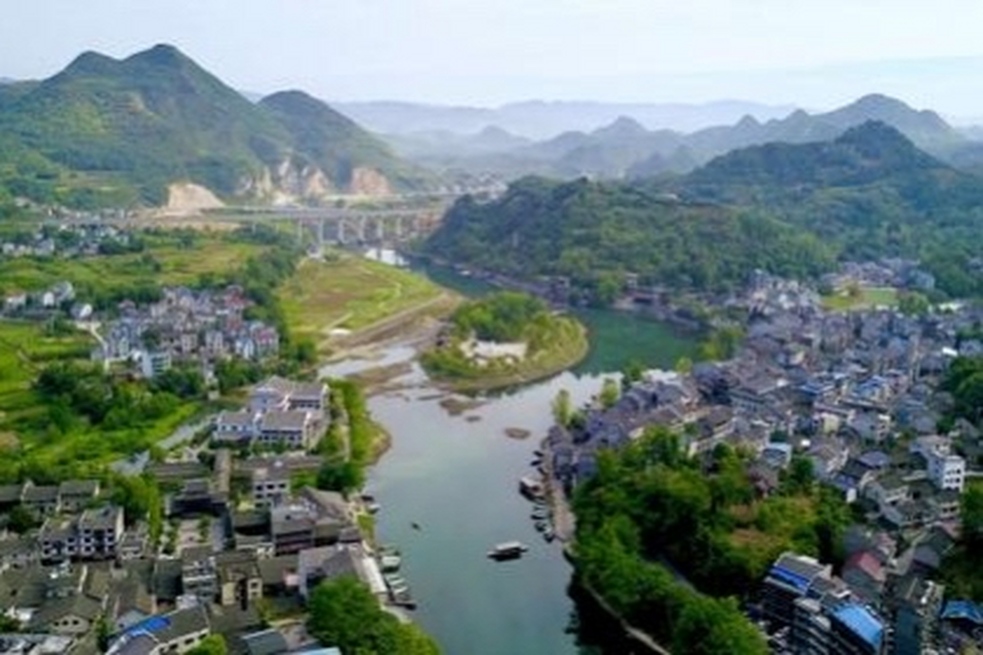 重庆洪安古镇,古朴又神秘,这里曾经是沈从文小说《边城》的原型地.