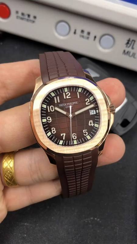 百达翡丽手雷系列,浩瀚的星辰在腕间,很有艺术感-度小视