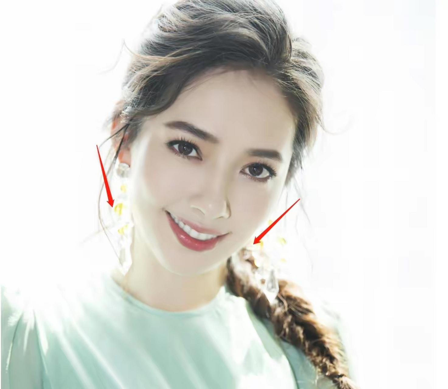 郭碧婷复工状态引热议,身材发福越来越像向太,千元长裙输给模特  在