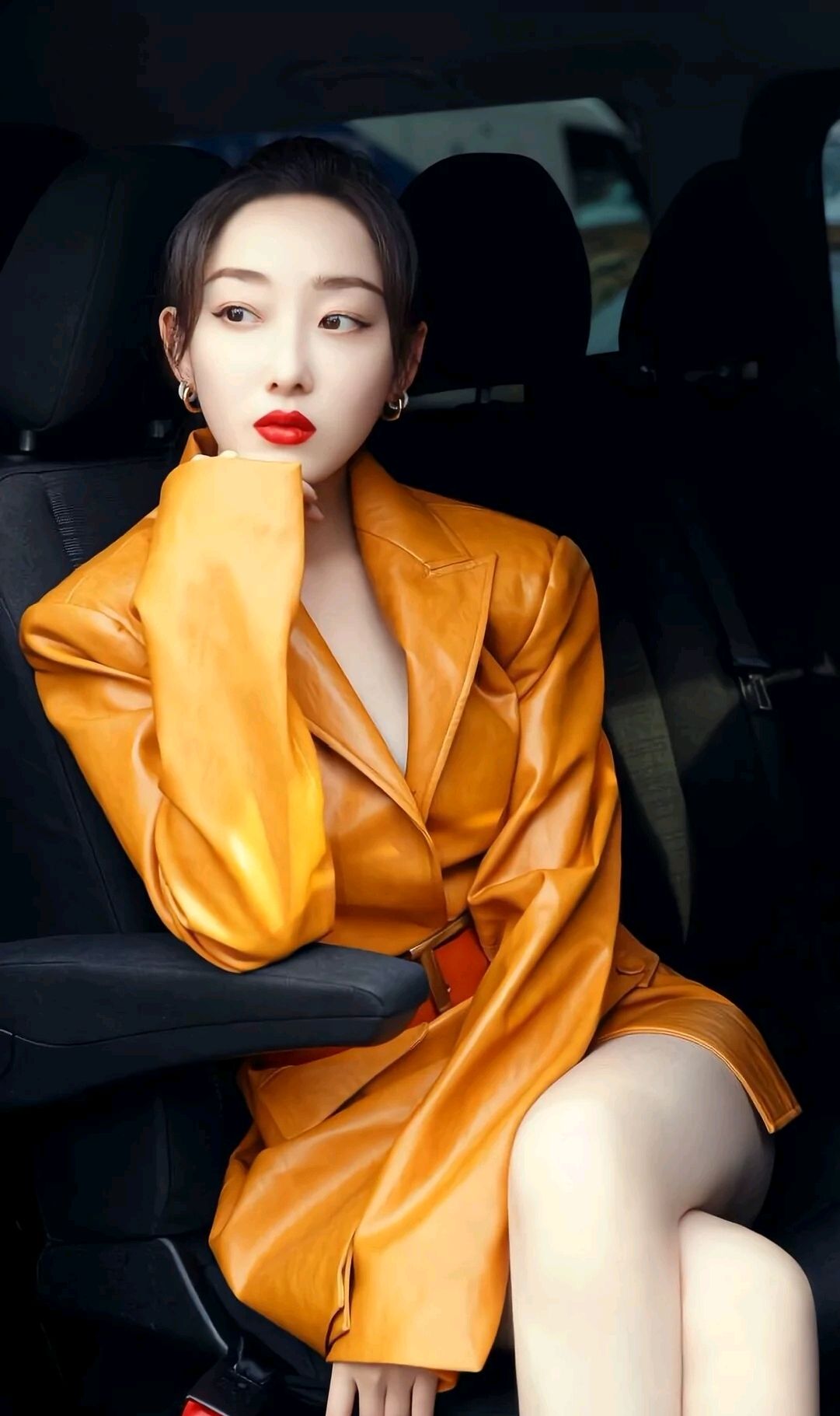 肌肤白皙蒋梦婕