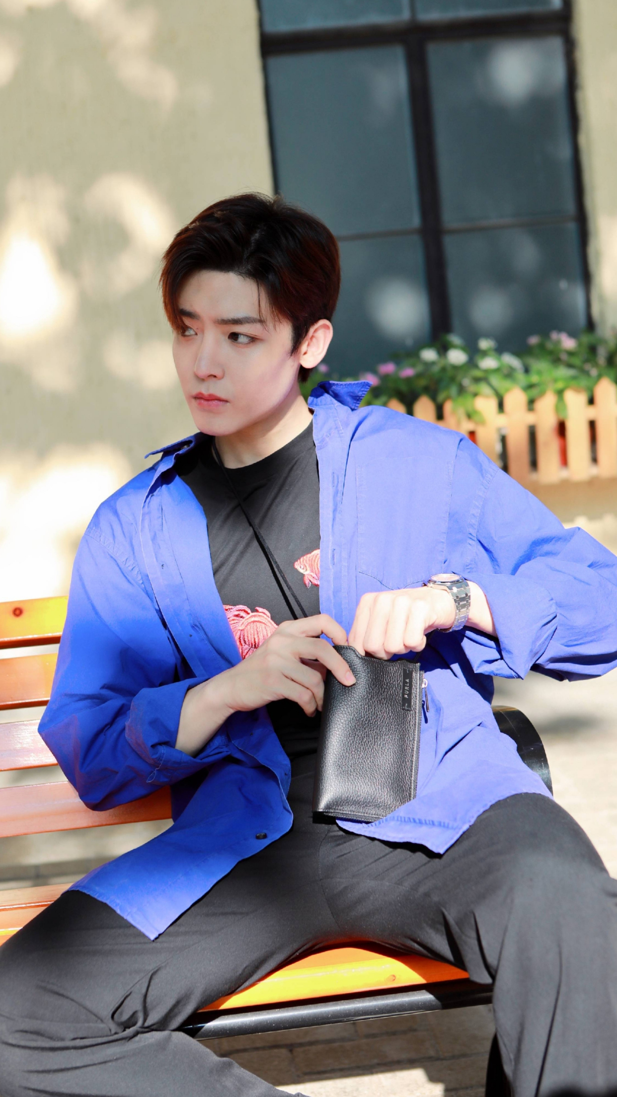 演员侯明昊,电视剧《寒武纪》中帅气的捡子哥,来看帅照