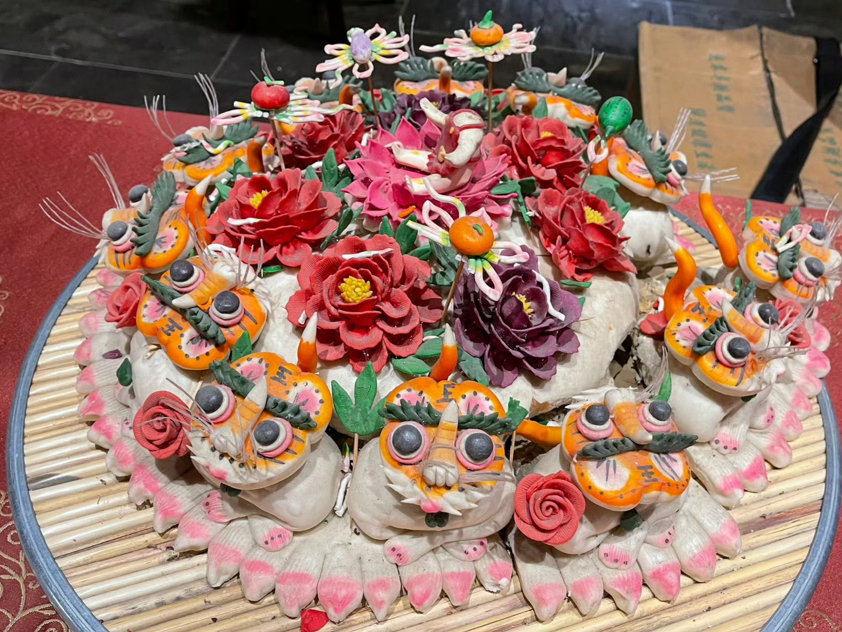 山西晋城地区的各种花馍,山西不仅面食丰富,面也能玩出各种花样 .