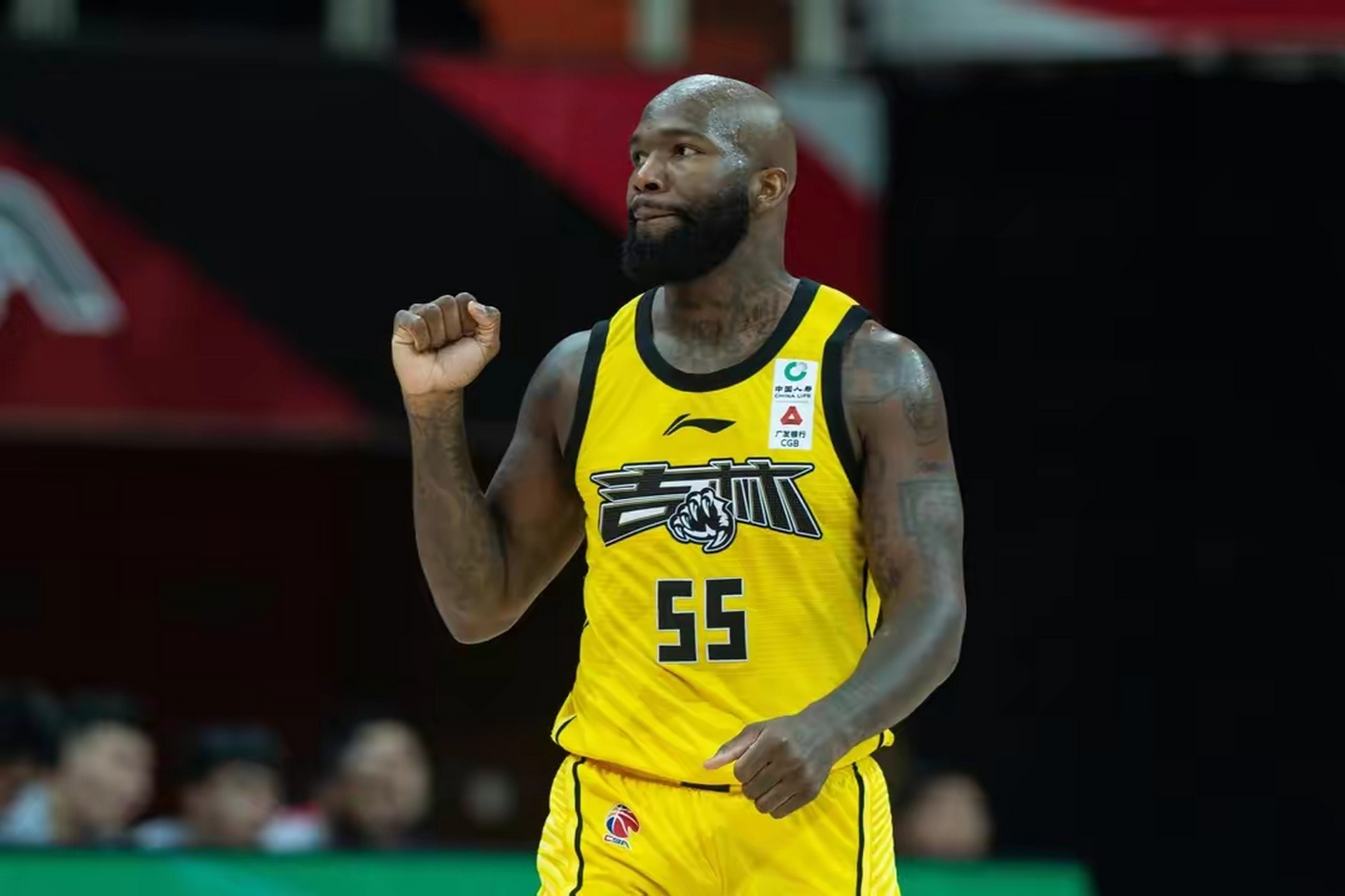 据媒体人爆料多米尼克-琼斯将加盟新疆男篮,据说"琼斯新赛季确定将