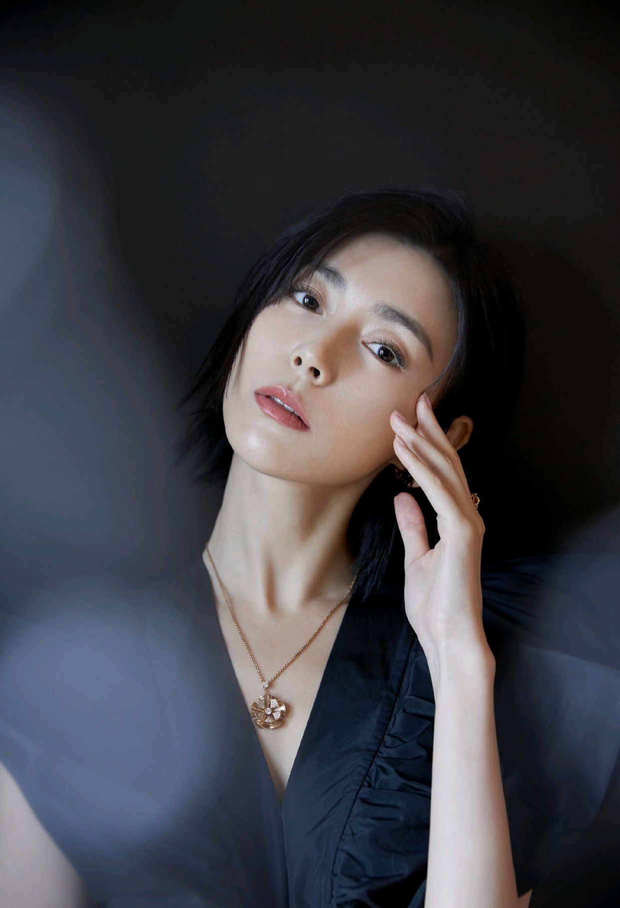 明星写真美图|卢杉