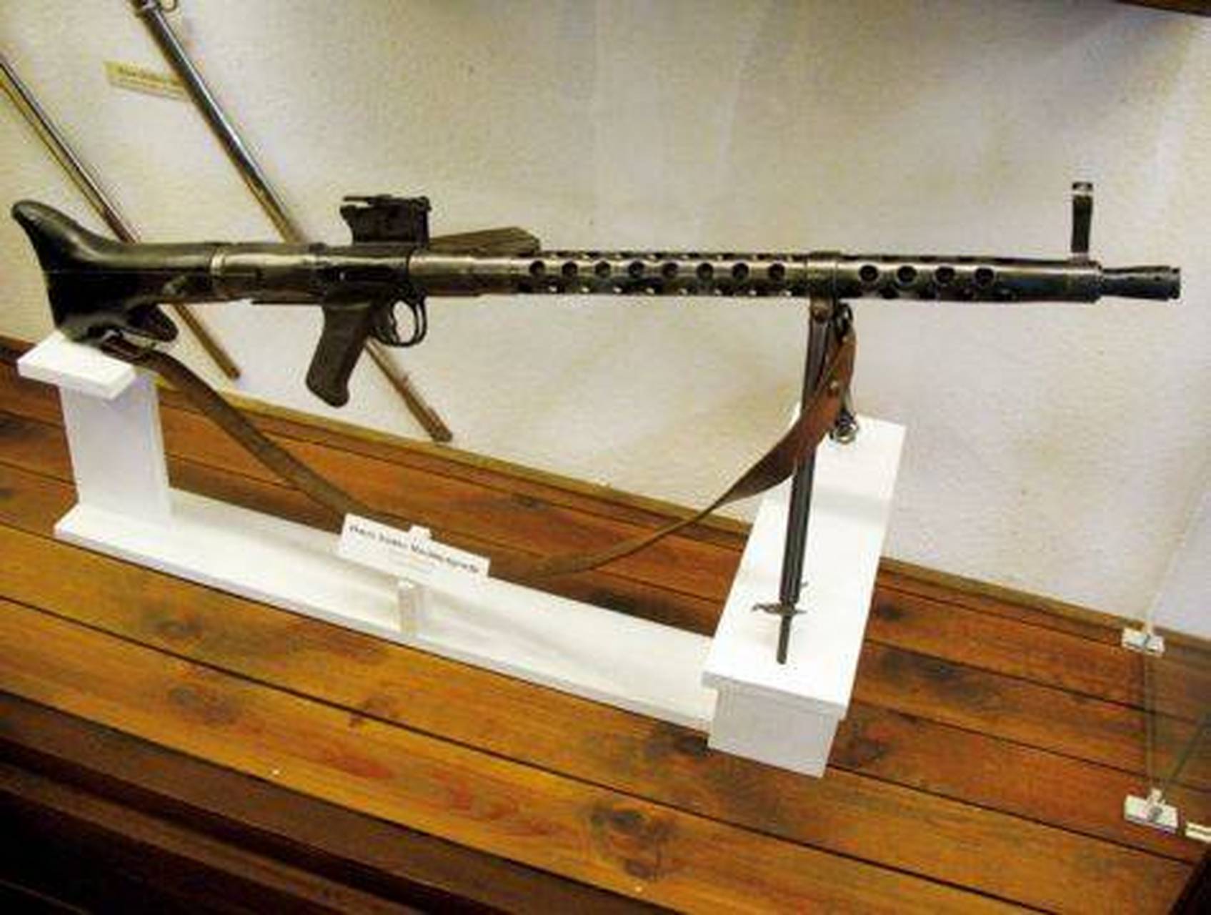 mg系列鼻祖:mg30通用机枪 mg30是德国莱茵金属公司于20世纪30年代研制