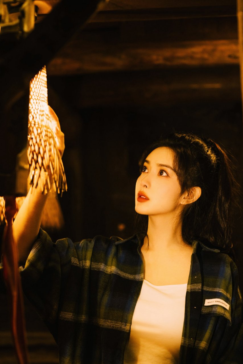 孟子义高清壁纸头像无水印(五)[亲吻]