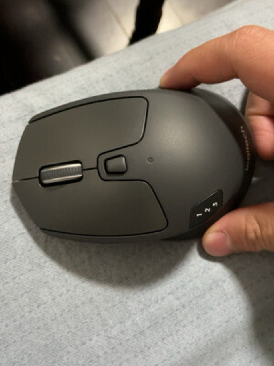 罗技(logitech)m275 鼠标 无线鼠标 办公鼠标 右手鼠标 灰色 带无线2.