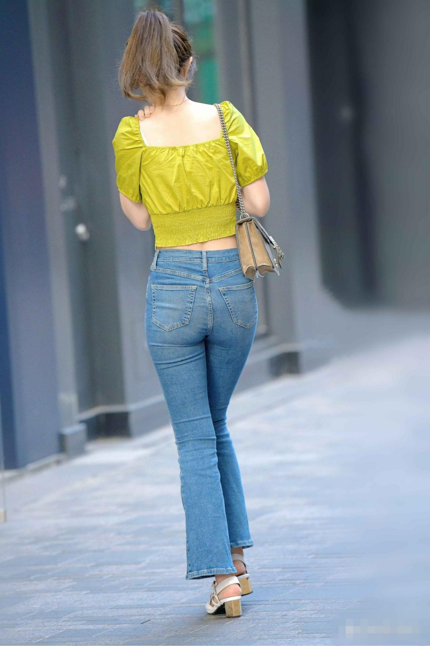 牛仔裤背影杀手,3种背影我最喜欢第二拍的小姐姐!