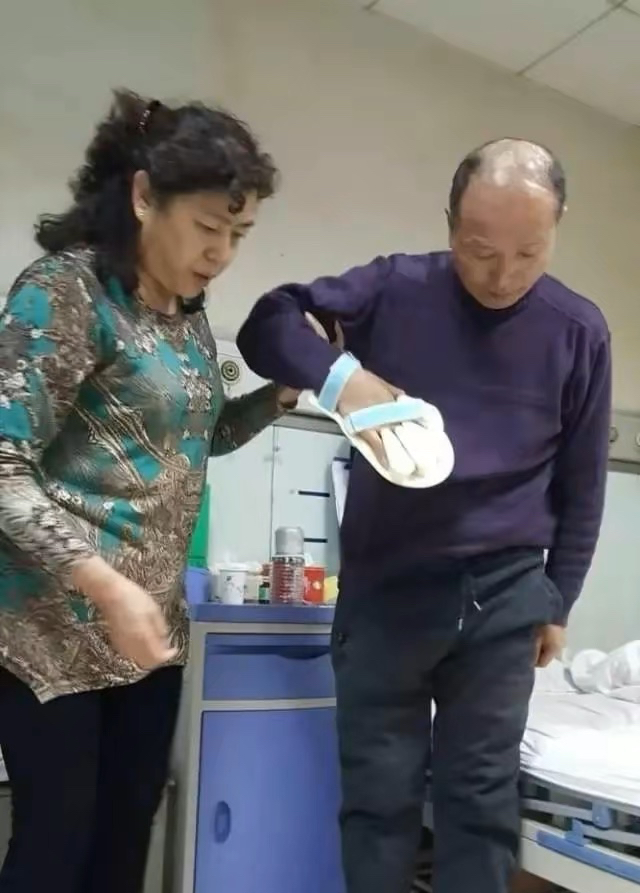 一把u型锁,十年铁窗泪——"爱国者"蔡洋