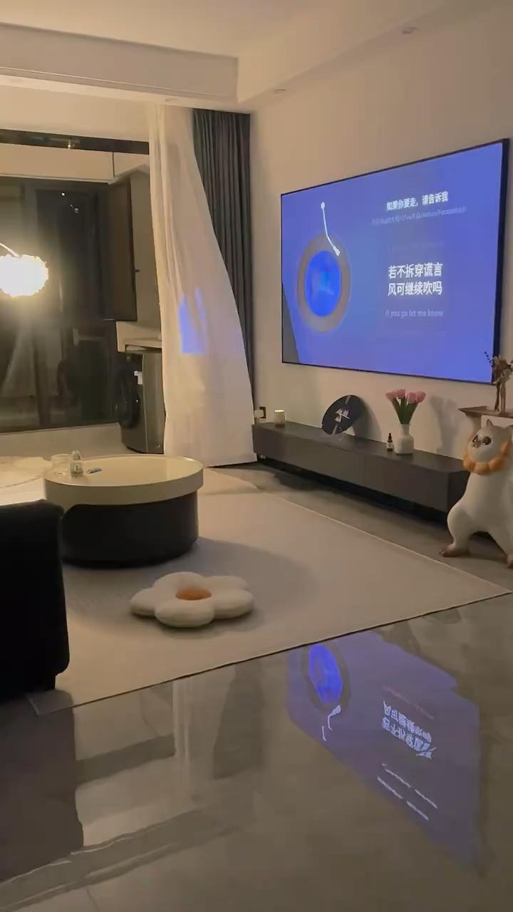 谁懂,一个人的假期呆在家里真的好舒服啊