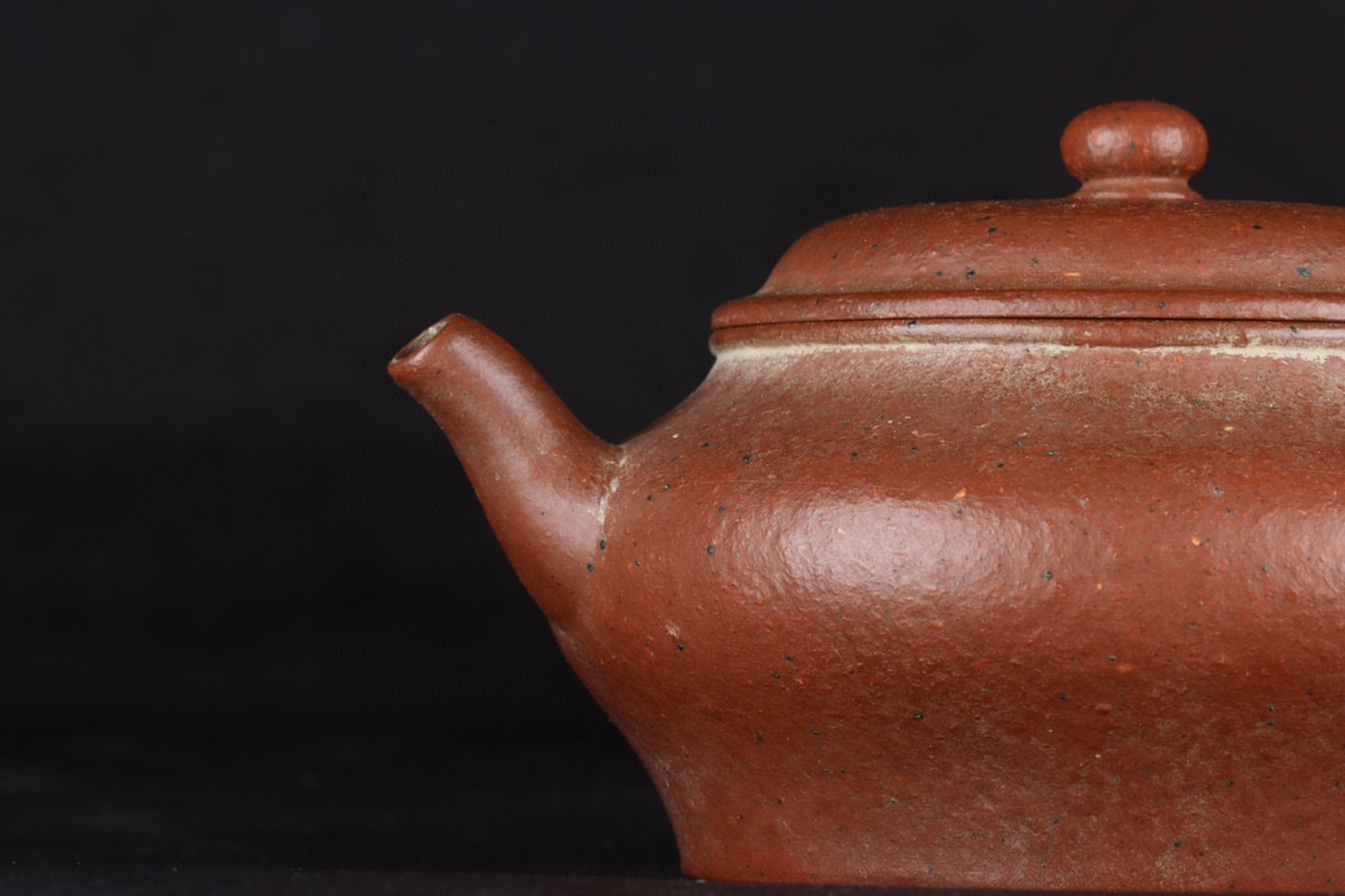 小品虚扁紫砂壶 款识:兢媚清香 清代 高 5.8×11.8cm